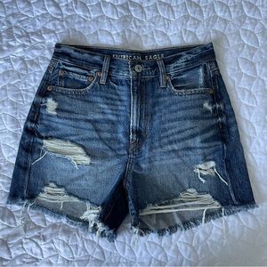 American Eagle mom shorts